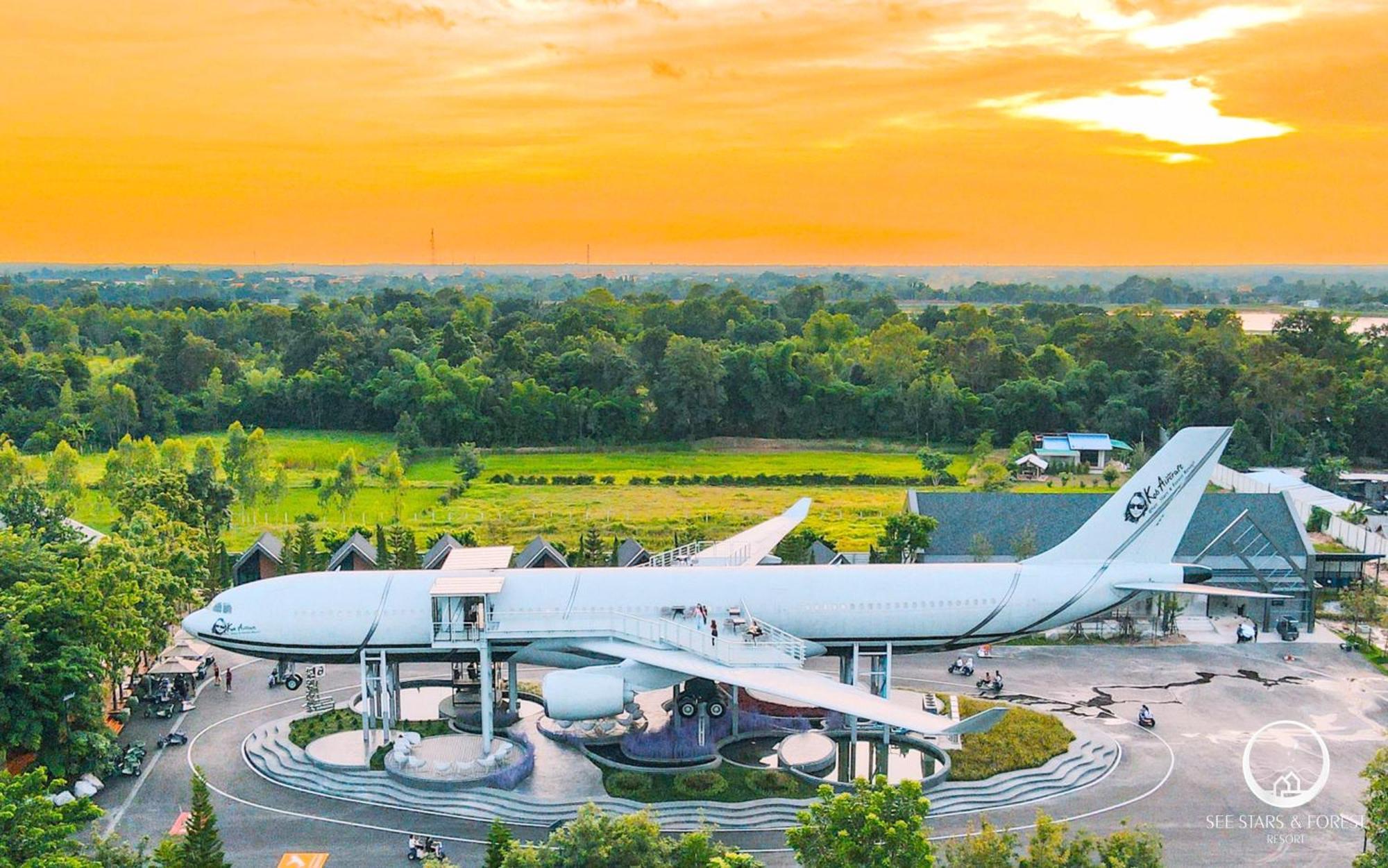 See Stars & Forest Resort Amphoe Sawang Daen Din Exterior foto